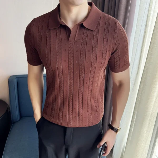 Camisa Polo Masculina Gola V – Listrada com Jacquard Vazado, Malha Leve e Manga Curta para o Verão - Imagem 6