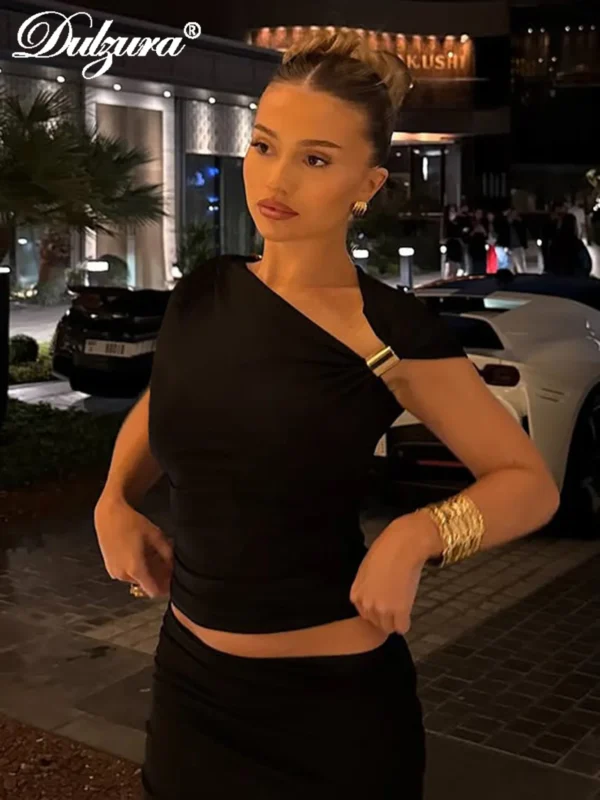 Blusa Feminina Dulzura – Ombro Único com Detalhe Metálico, Estilo Y2K - Imagem 5